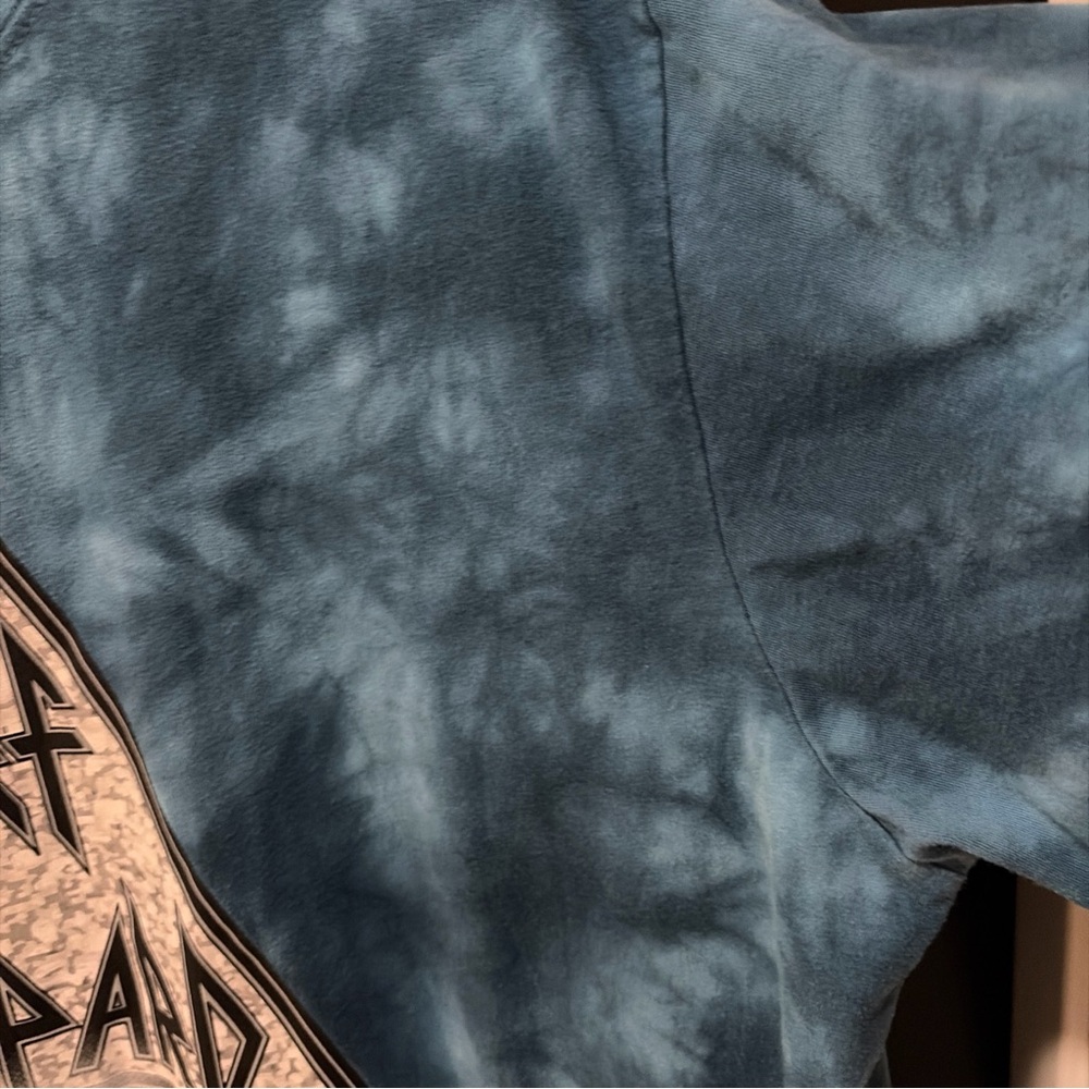 Def Leopard Rock of Ages Tie Dye Blue Shirt Size XL Extra Large - Picture 7 of 7